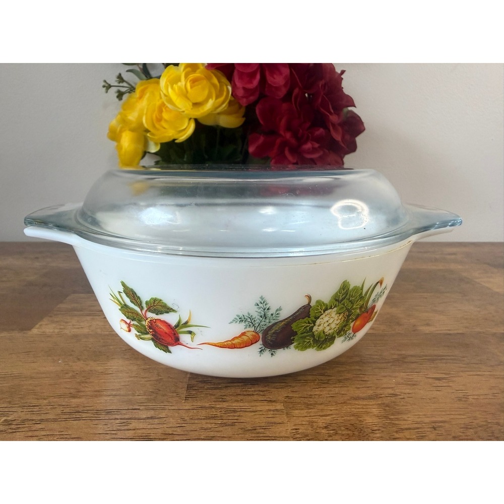 Vintage Pyrex England Market Garden Vegetable Casserole Dish With Lid Milk Glass